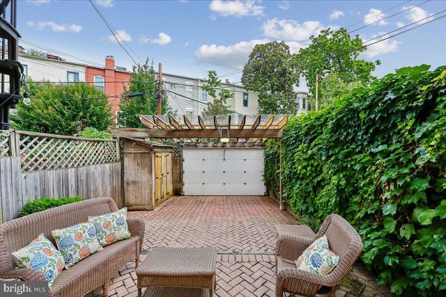 126 E ST SE, Washington, DC 20003