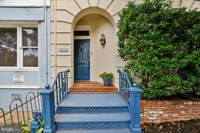126 E ST SE, Washington, DC 20003