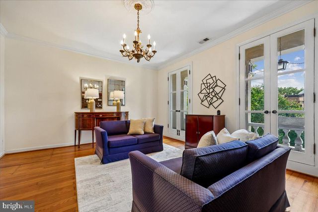 126 E ST SE, Washington, DC 20003