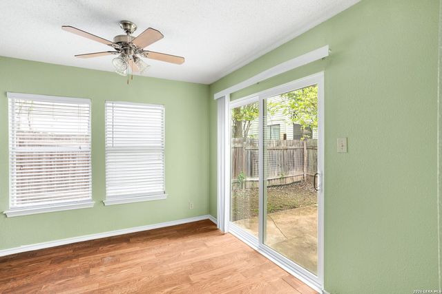 5011 KENTON TRCE, San Antonio, TX 78240