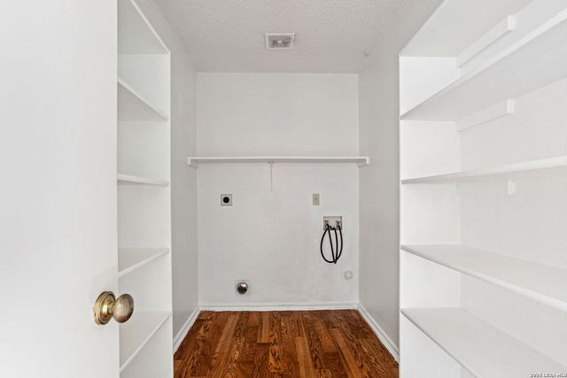 5011 KENTON TRCE, San Antonio, TX 78240