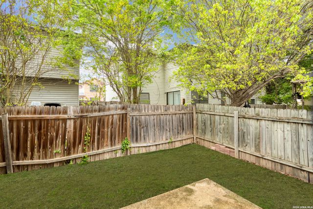 5011 KENTON TRCE, San Antonio, TX 78240