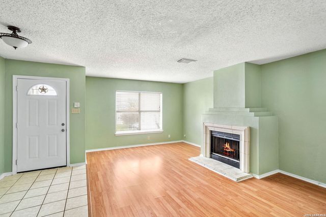 5011 KENTON TRCE, San Antonio, TX 78240