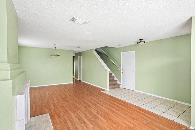 5011 KENTON TRCE, San Antonio, TX 78240