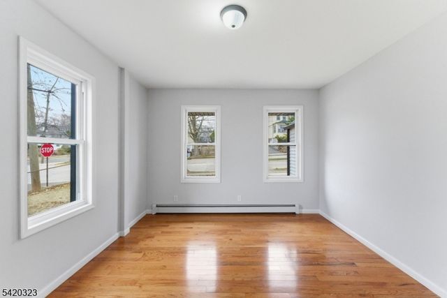 21 Overpeck Ave, Ridgefield Park Village, NJ 07660