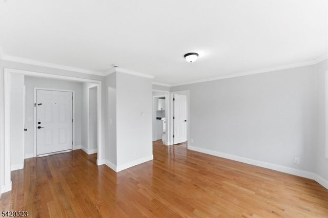 21 Overpeck Ave, Ridgefield Park Village, NJ 07660