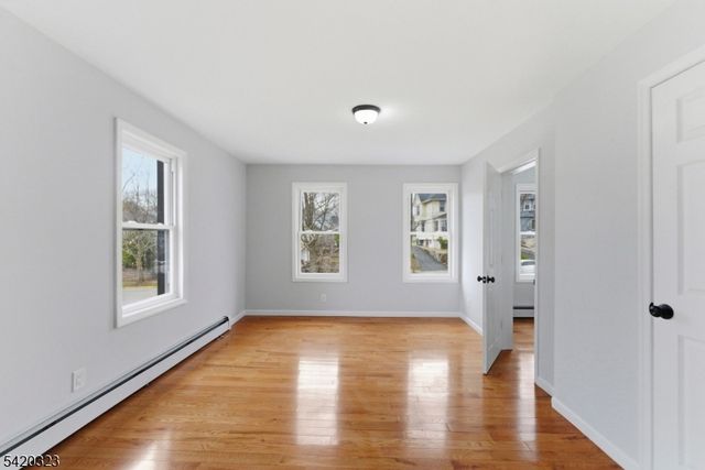 21 Overpeck Ave, Ridgefield Park Village, NJ 07660