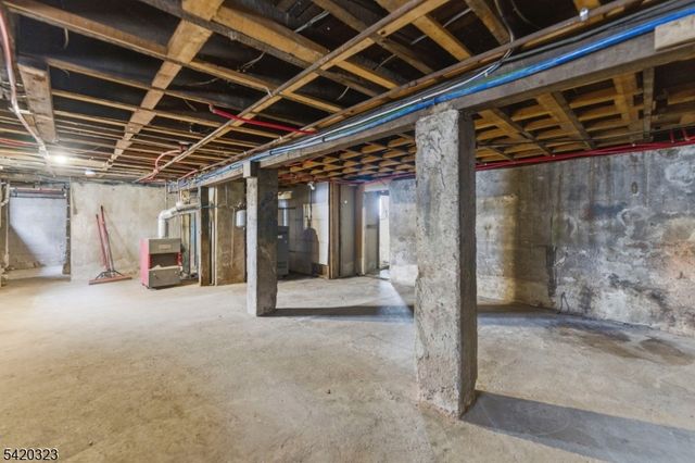 21 Overpeck Ave, Ridgefield Park Village, NJ 07660