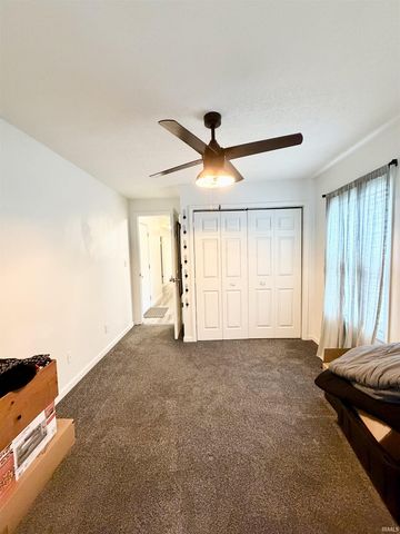 951 W BARNER Street, Frankfort, IN 46041