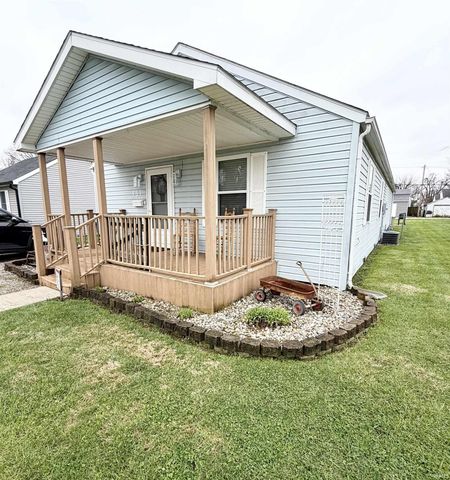 951 W BARNER Street, Frankfort, IN 46041