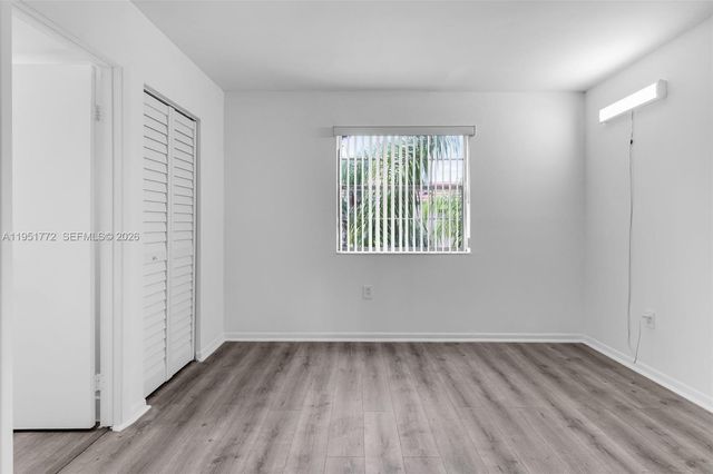 8811 SW 130th Pl 204, Miami, FL 33186