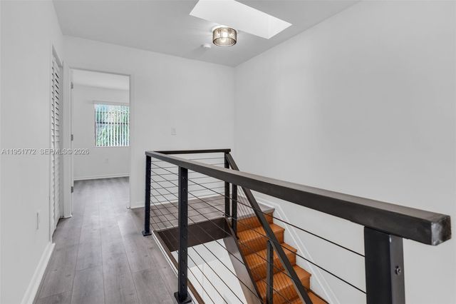 8811 SW 130th Pl 204, Miami, FL 33186