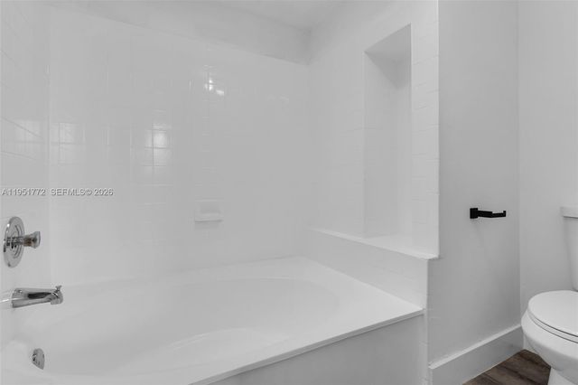 8811 SW 130th Pl 204, Miami, FL 33186