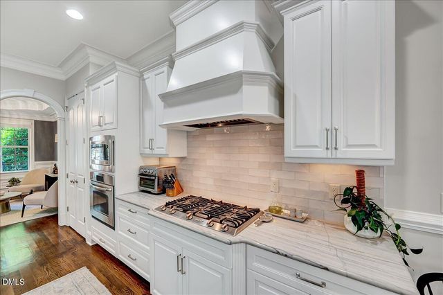 121 Synandra Lane, Holly Springs, NC 27540