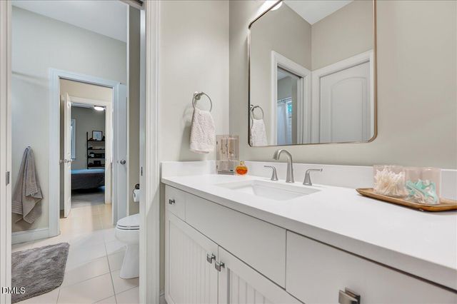 121 Synandra Lane, Holly Springs, NC 27540
