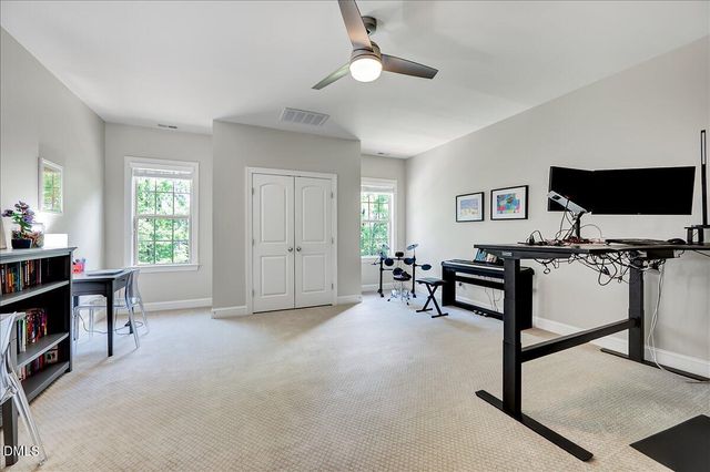 121 Synandra Lane, Holly Springs, NC 27540