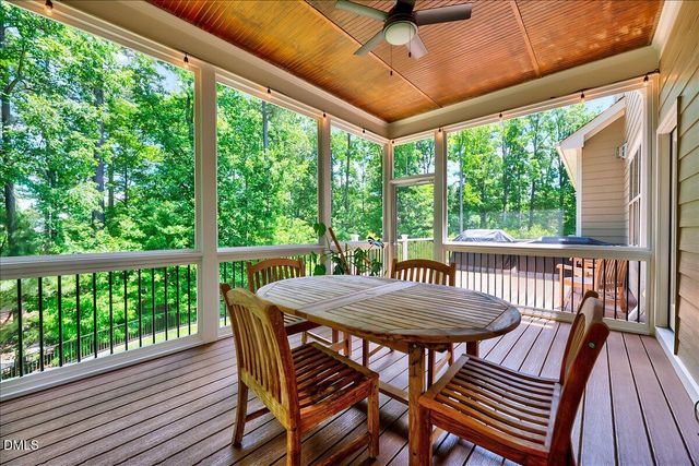 121 Synandra Lane, Holly Springs, NC 27540