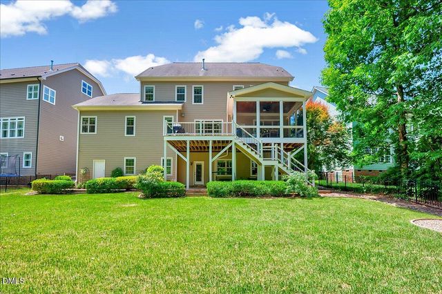 121 Synandra Lane, Holly Springs, NC 27540