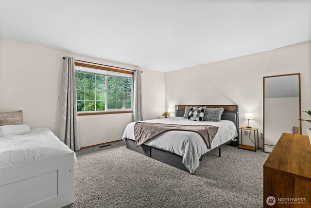 6620 N Van Decar Road SE, Port Orchard, WA 98367