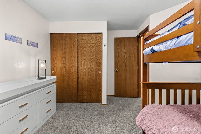 6620 N Van Decar Road SE, Port Orchard, WA 98367