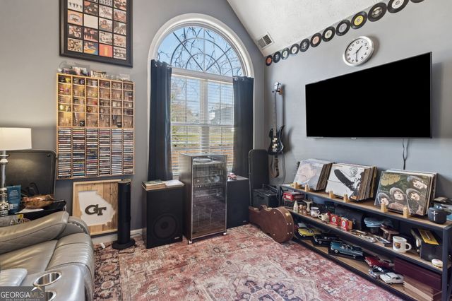 514 Bradford Park Ct, Loganville, GA 30052