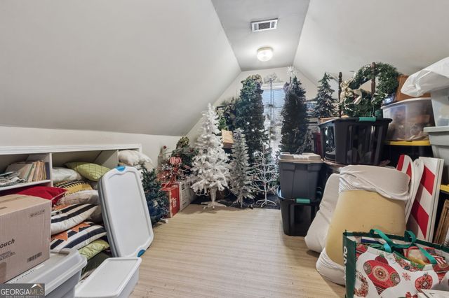 514 Bradford Park Ct, Loganville, GA 30052