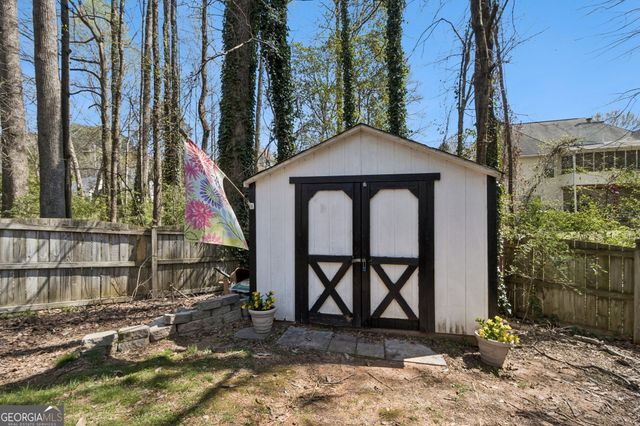 514 Bradford Park Ct, Loganville, GA 30052