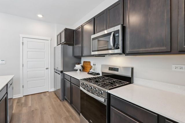 6209 Leinster Lane, Tinley Park, IL 60477