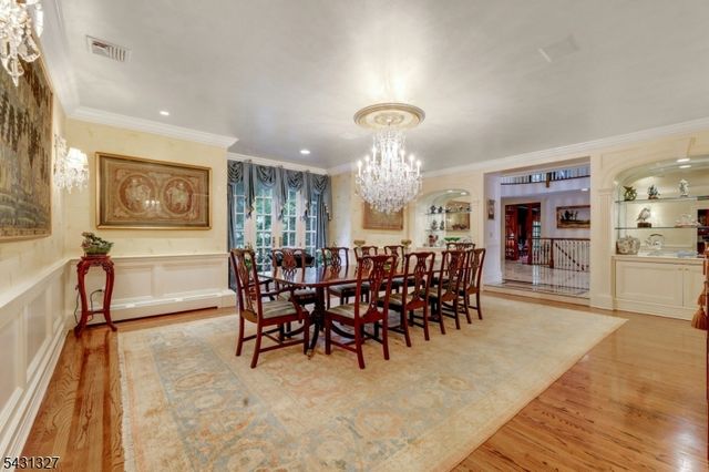 1055 High Mountain Rd, Franklin Lakes Boro, NJ 07417