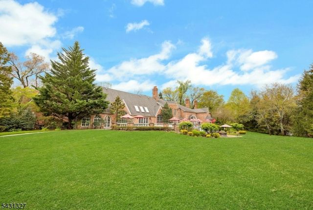1055 High Mountain Rd, Franklin Lakes Boro, NJ 07417