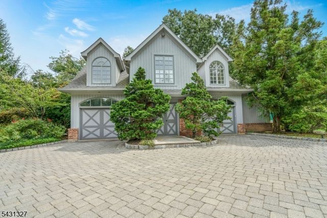 1055 High Mountain Rd, Franklin Lakes Boro, NJ 07417