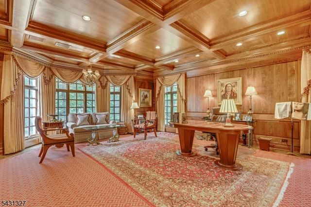 1055 High Mountain Rd, Franklin Lakes Boro, NJ 07417