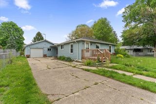 114 S Grand Street, Lakeville, IN 46536