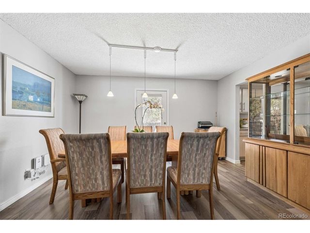 2711 S Oakland Cir E, Aurora, CO 80014