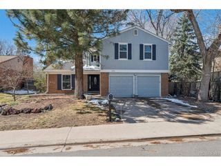 2711 S Oakland Cir E, Aurora, CO 80014