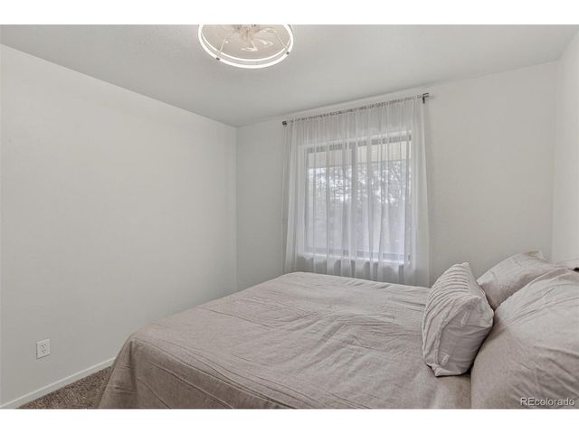 2800 Kalmia Ave A325, Boulder, CO 80301