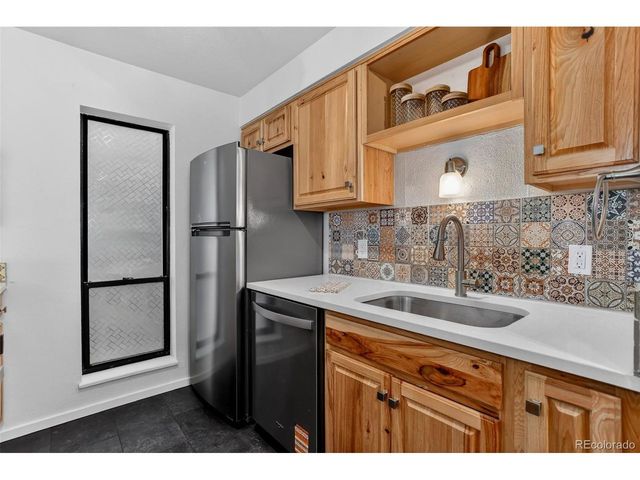 2800 Kalmia Ave A325, Boulder, CO 80301