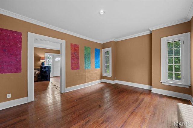 9914 Parkway Drive, St Louis, MO 63137
