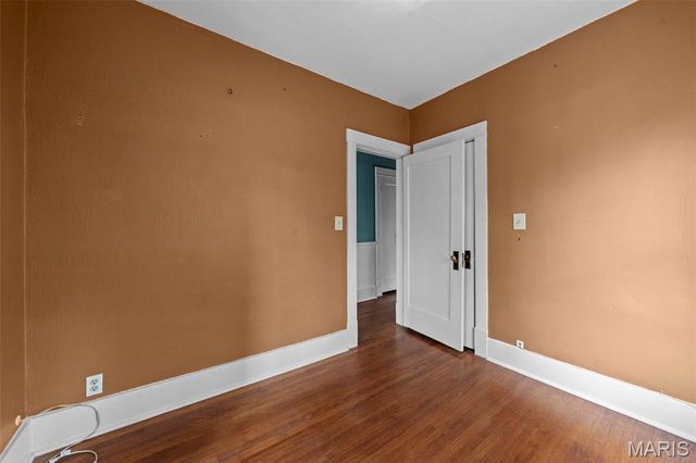 9914 Parkway Drive, St Louis, MO 63137