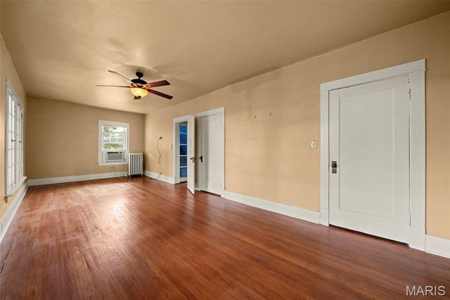 9914 Parkway Drive, St Louis, MO 63137