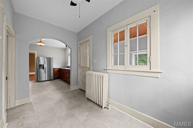 9914 Parkway Drive, St Louis, MO 63137