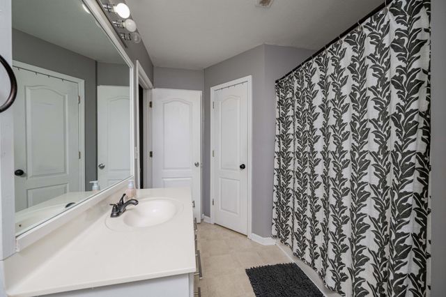 206 Canvasback Ct, Murfreesboro, TN 37130