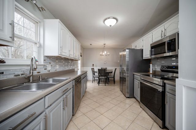 206 Canvasback Ct, Murfreesboro, TN 37130