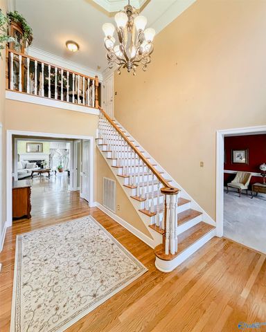 1538 Blackhall Lane SE, Decatur, AL 35601