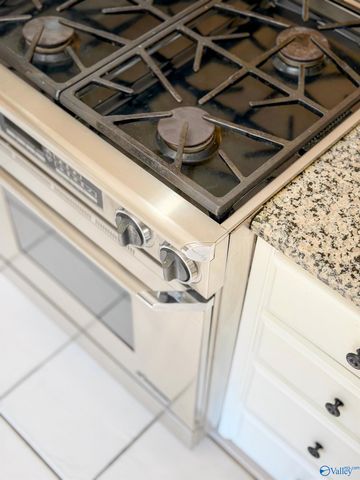 1538 Blackhall Lane SE, Decatur, AL 35601