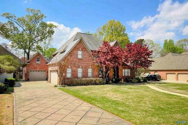 1538 Blackhall Lane SE, Decatur, AL 35601