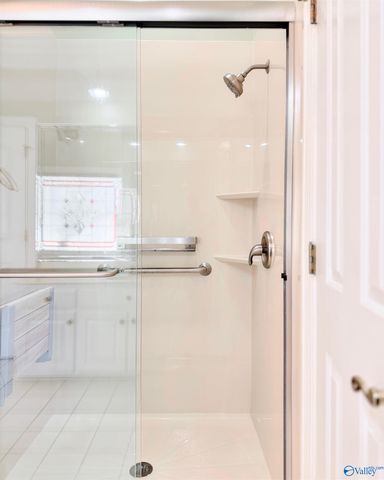 1538 Blackhall Lane SE, Decatur, AL 35601