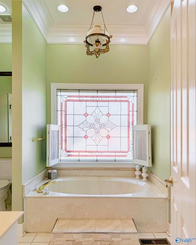 1538 Blackhall Lane SE, Decatur, AL 35601