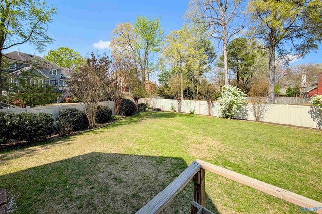 1538 Blackhall Lane SE, Decatur, AL 35601