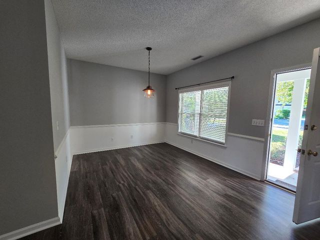 1566 Clark Sound Circle, Charleston, SC 29412